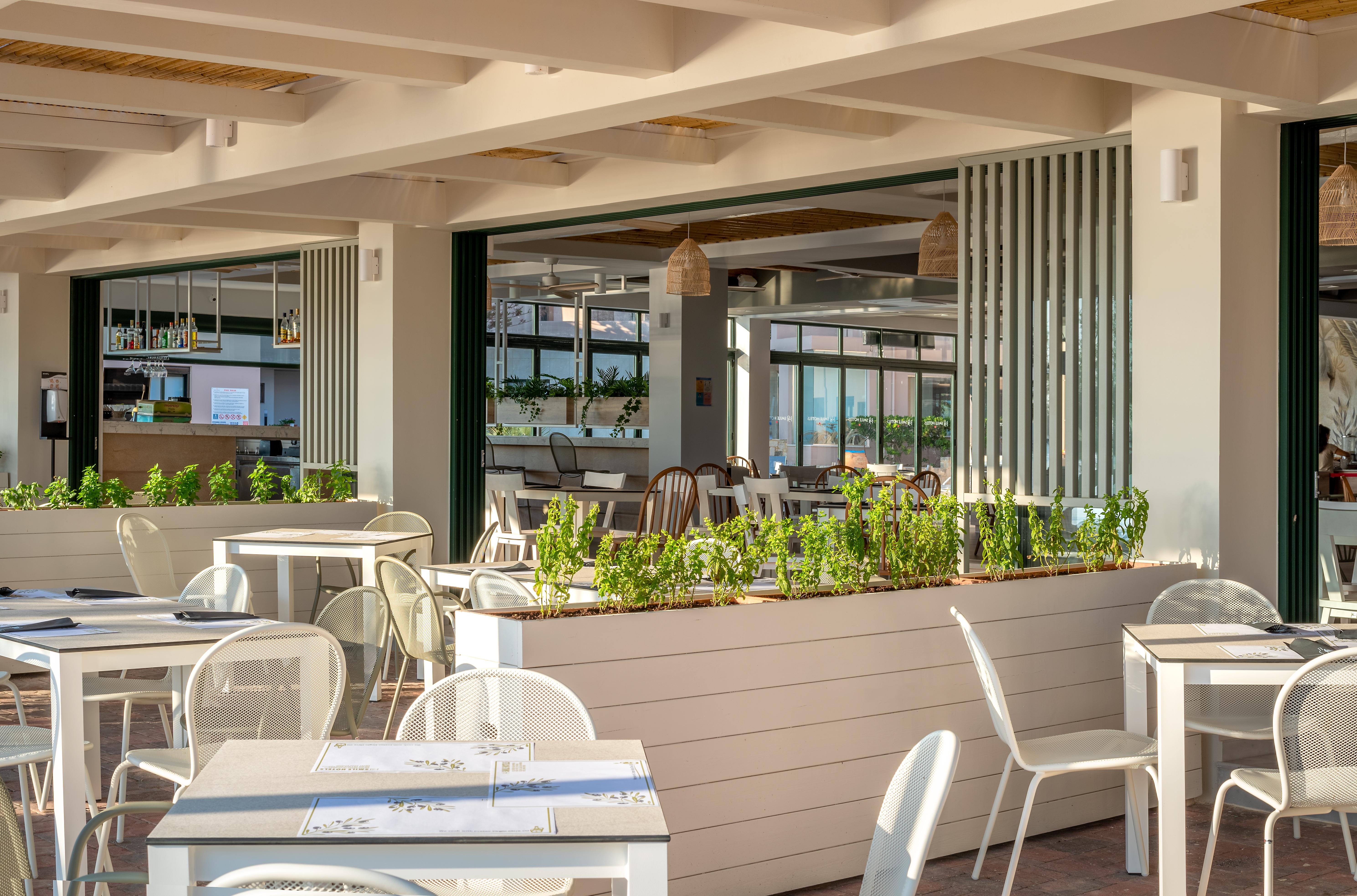 Iolida Beach By Smile Hotels Agia Marina  ภายนอก รูปภาพ