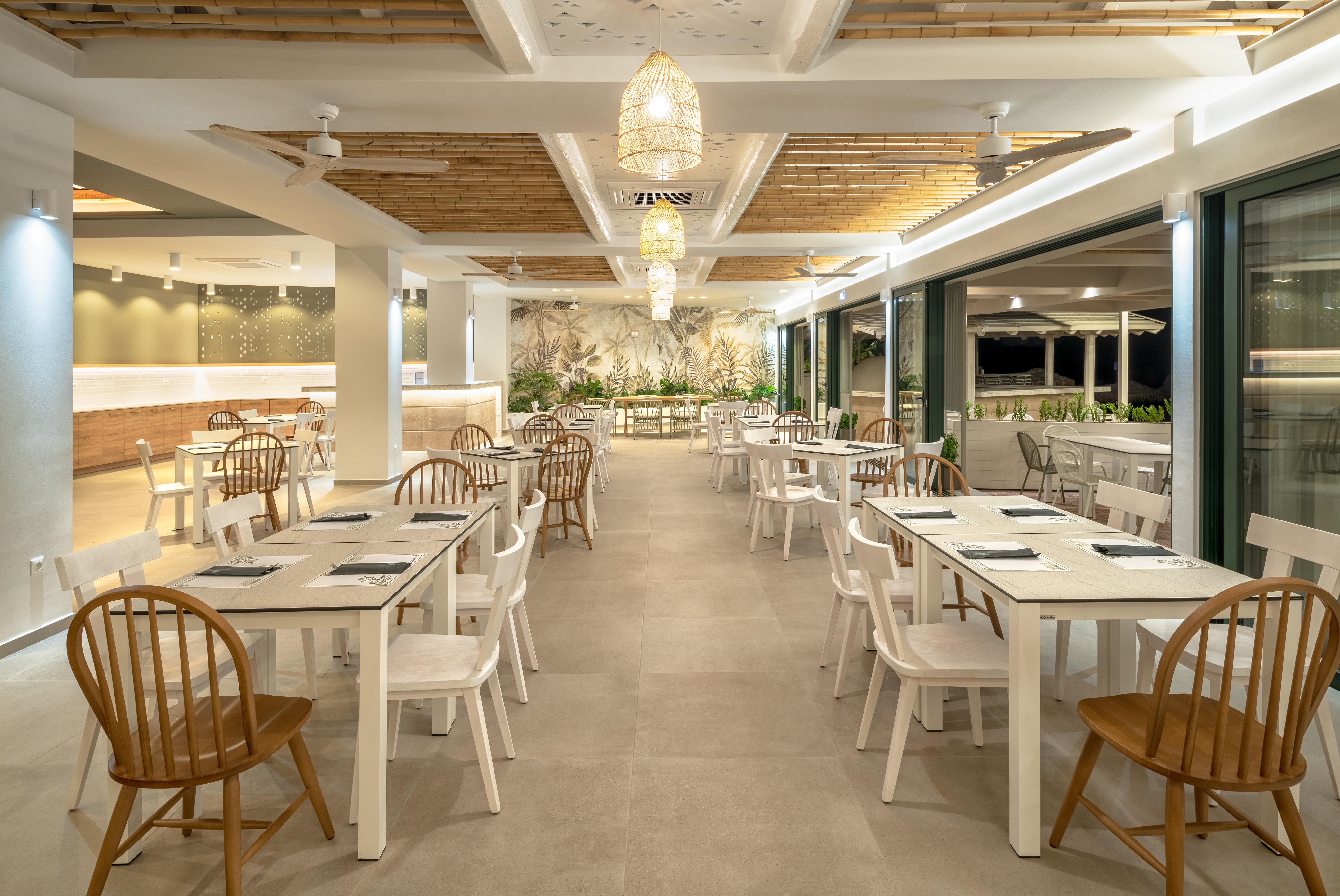 Iolida Beach By Smile Hotels Agia Marina  ภายนอก รูปภาพ