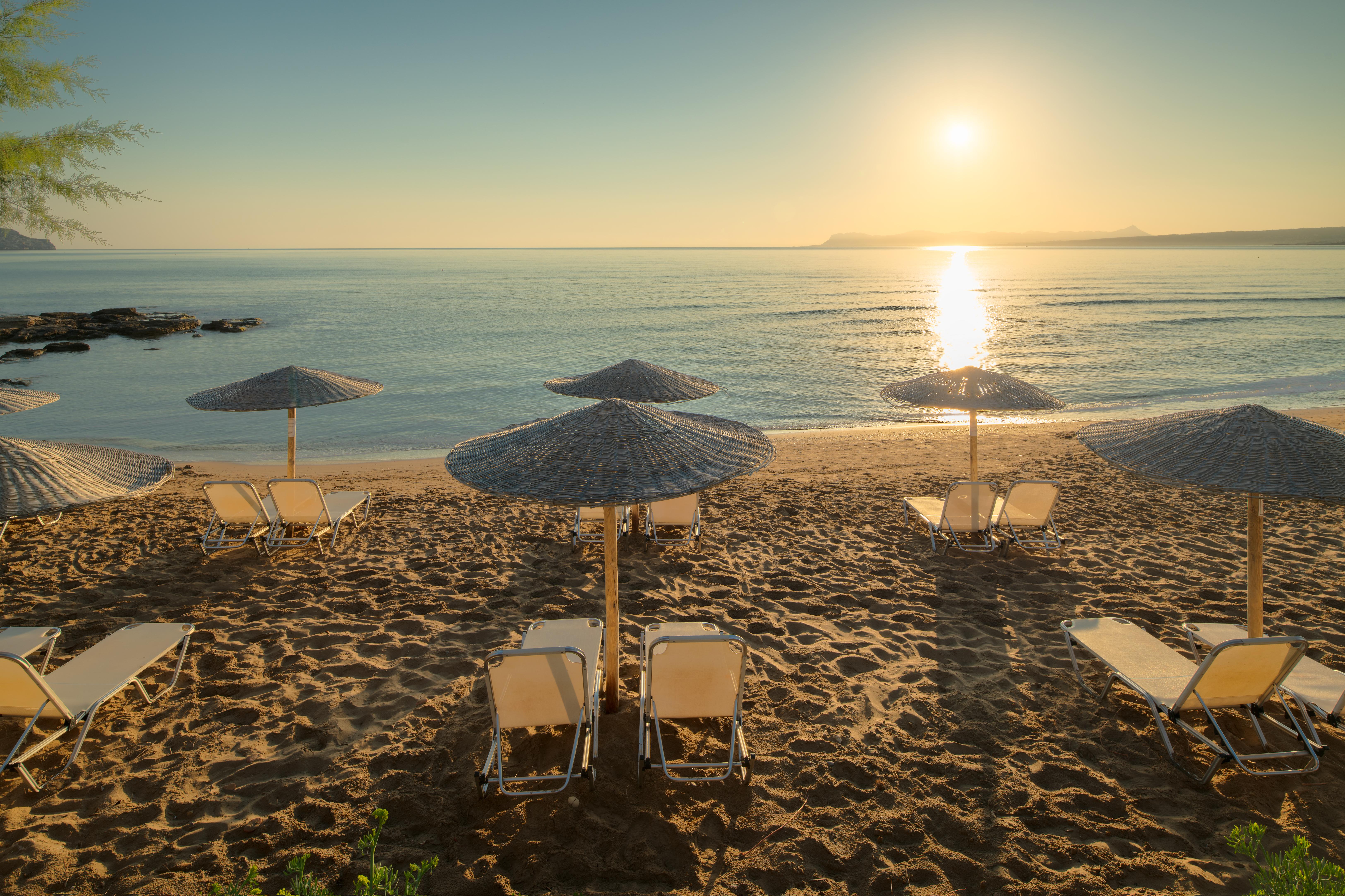Iolida Beach By Smile Hotels Agia Marina  ภายนอก รูปภาพ
